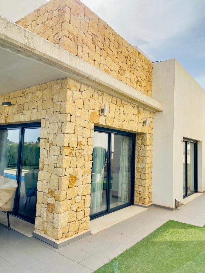 רוחאלס Luxury Villa With Private Pool מראה חיצוני תמונה