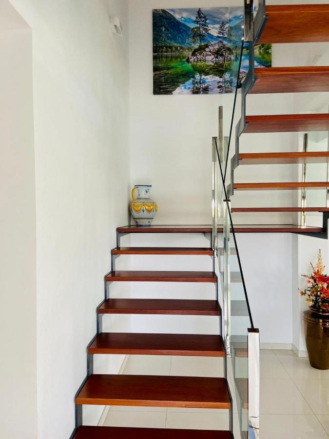 רוחאלס Luxury Villa With Private Pool מראה חיצוני תמונה