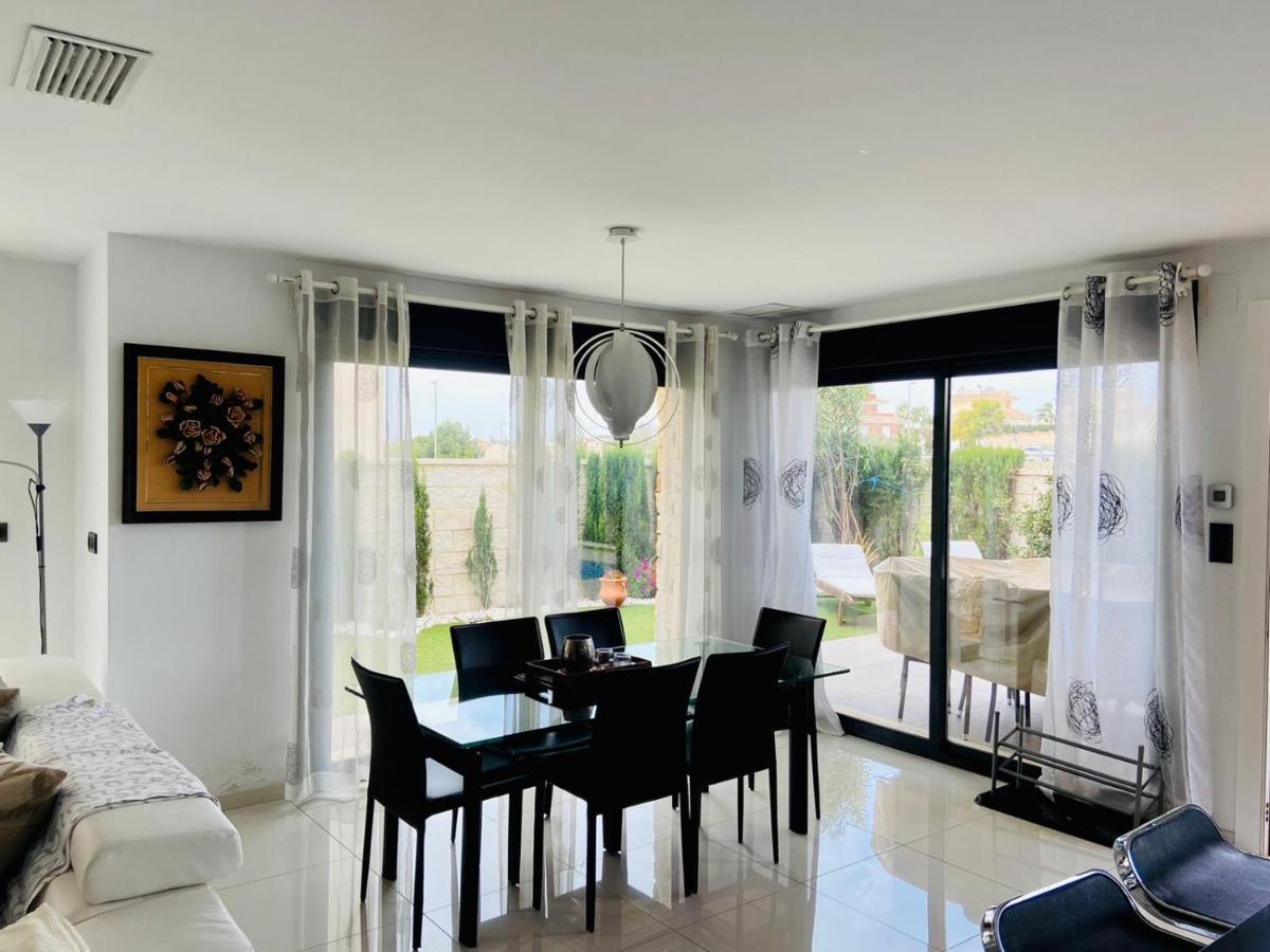 רוחאלס Luxury Villa With Private Pool מראה חיצוני תמונה