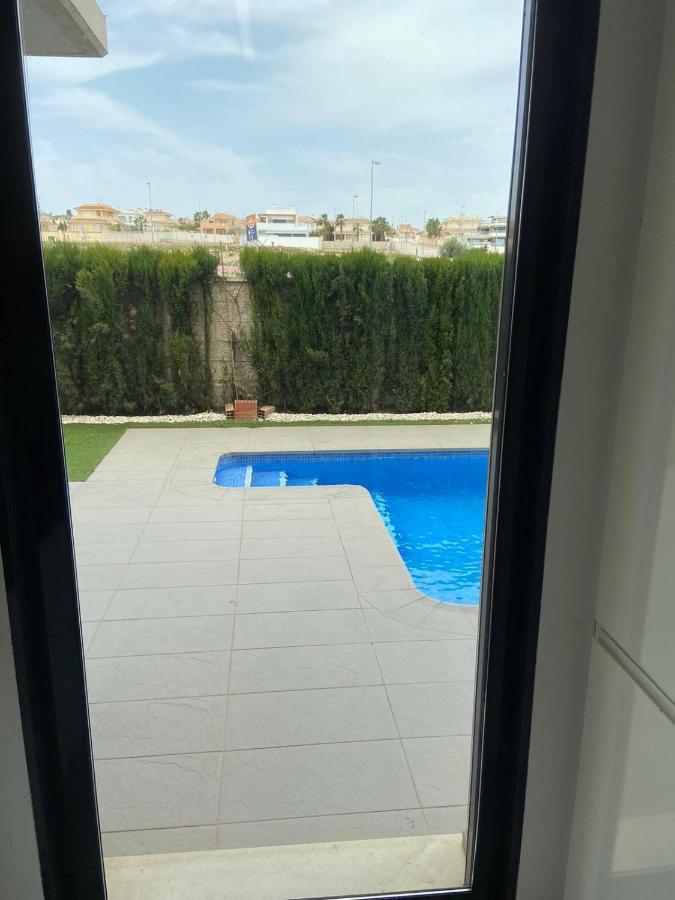רוחאלס Luxury Villa With Private Pool מראה חיצוני תמונה
