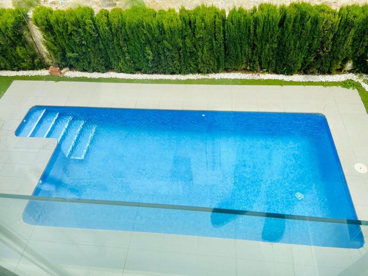 רוחאלס Luxury Villa With Private Pool מראה חיצוני תמונה