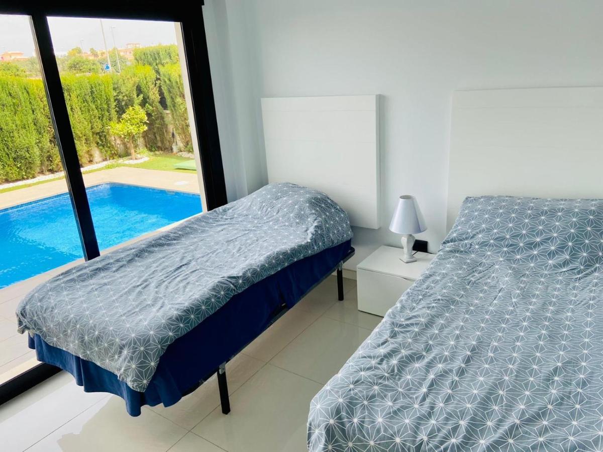 רוחאלס Luxury Villa With Private Pool מראה חיצוני תמונה